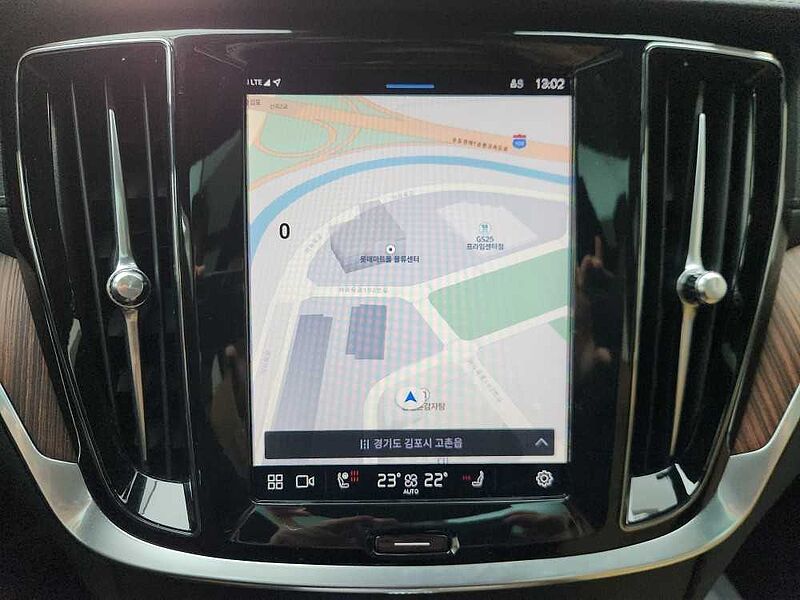 Volvo  Ultimate, B5 AWD mild hybrid, 가솔린