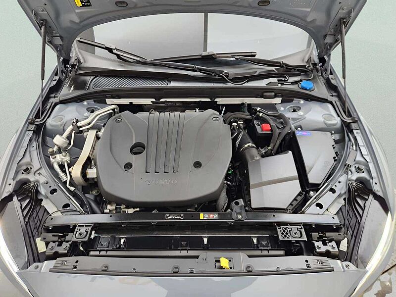Volvo  Ultimate, B5 AWD mild hybrid, 가솔린