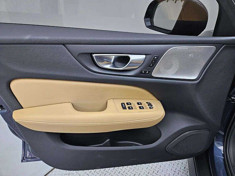Volvo  Ultra, B5 AWD 마일드 하이브리드, 가솔린, 브라이트