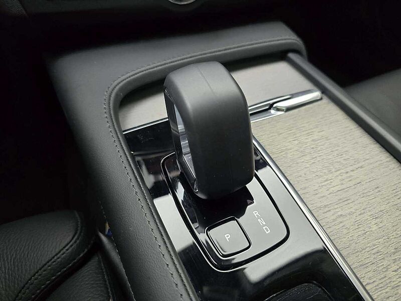 Volvo  Plus, B5 AWD 마일드 하이브리드, 가솔린