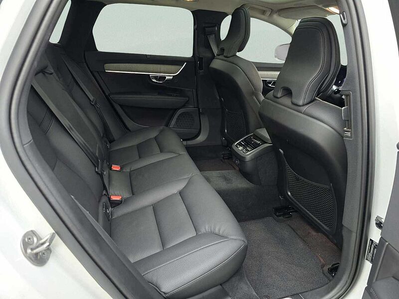 Volvo  Plus, B5 AWD 마일드 하이브리드, 가솔린