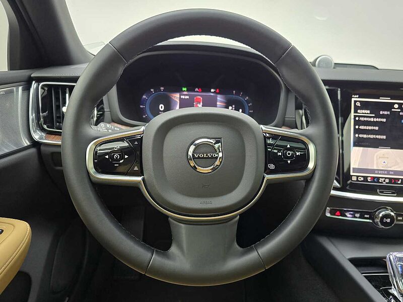 Volvo  Ultra, B5 AWD 마일드 하이브리드, 가솔린, 브라이트