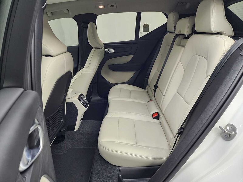 Volvo  Ultra, B4 AWD 마일드 하이브리드, 가솔린, 브라이트