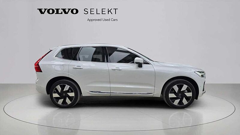 Volvo  Ultra, T8 AWD 플러그-인 하이브리드, 전기/가솔린, 브라이트
