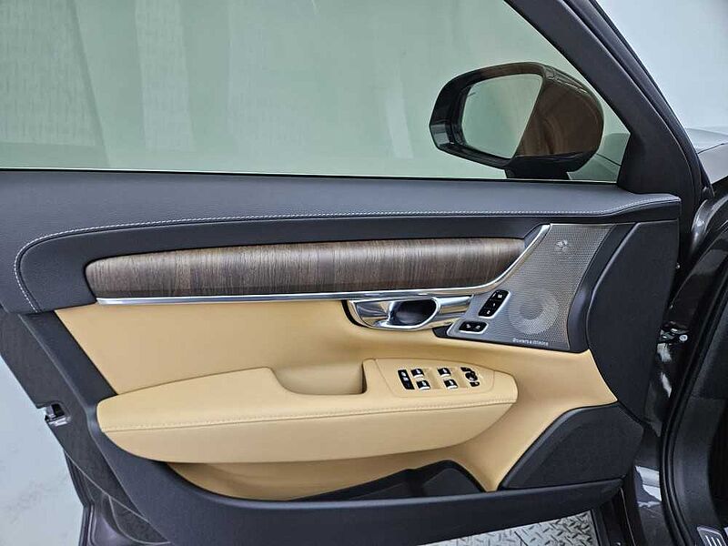 Volvo  B5 Ultimate bright