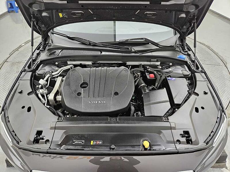 Volvo  B5 Ultimate bright