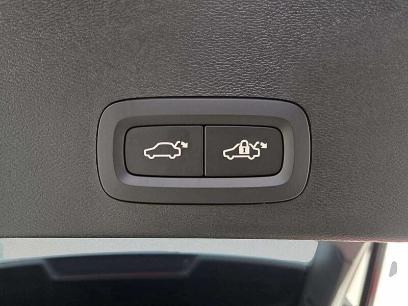 Volvo Ultra, B4 AWD 마일드 하이브리드, 가솔린, 브라이트