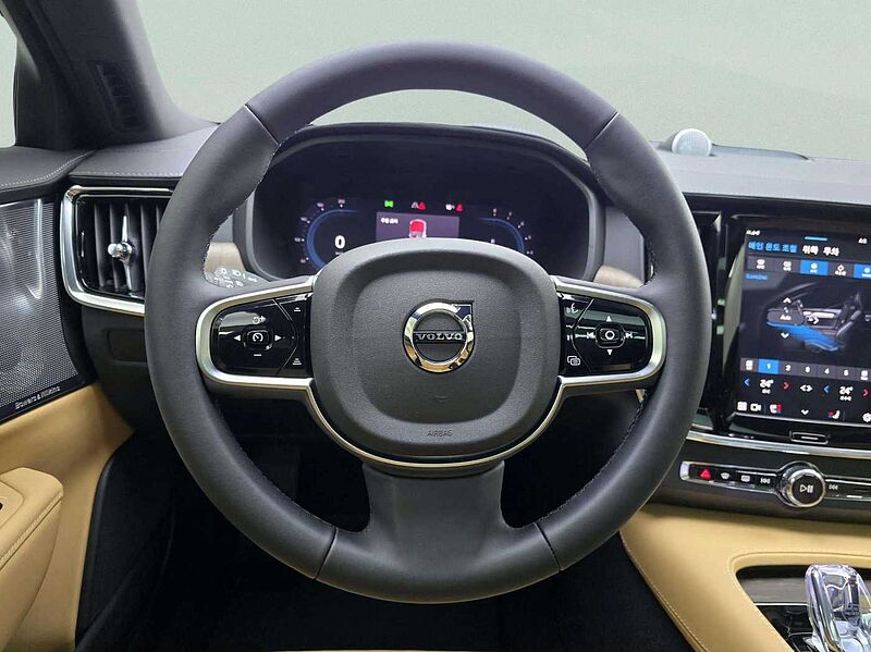 Volvo Ultra, B5 AWD 마일드 하이브리드, 가솔린, 브라이트