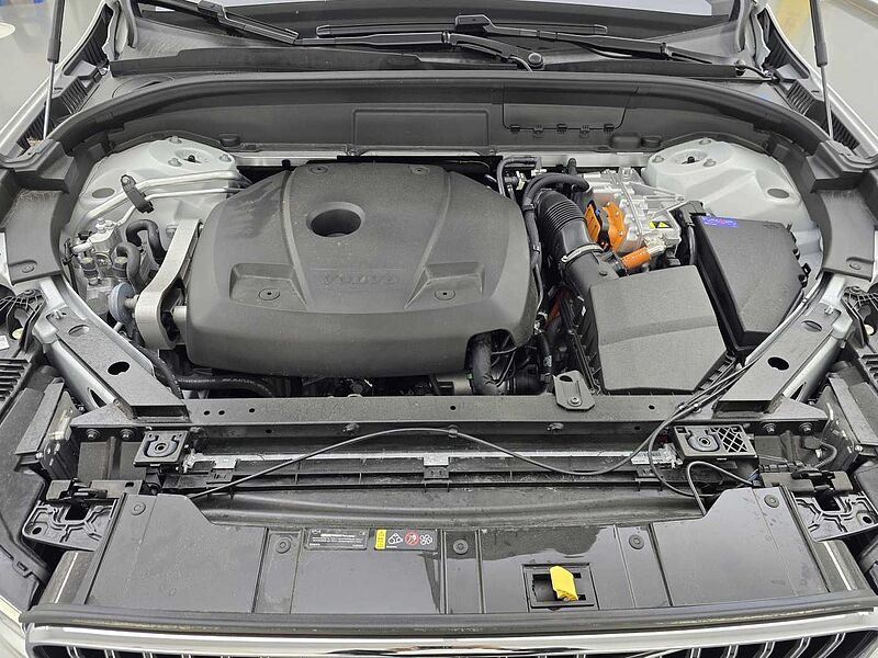 Volvo  Ultra, T8 AWD 플러그-인 하이브리드, 전기/가솔린, 브라이트