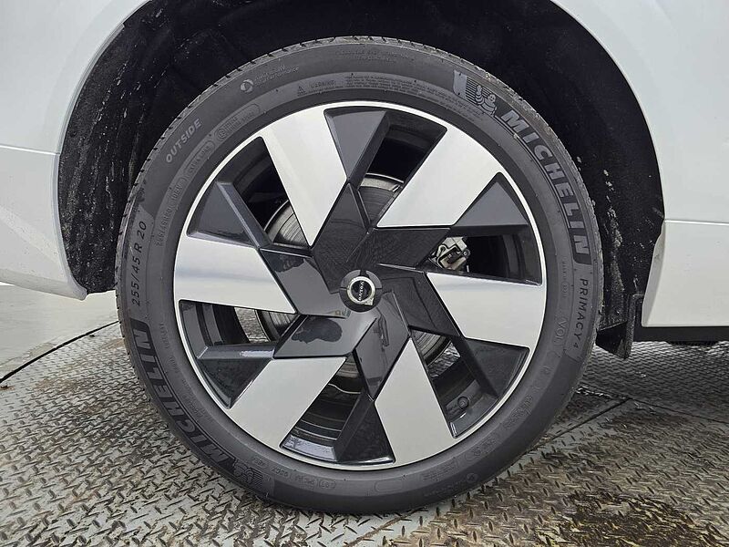 Volvo  Ultra, T8 AWD 플러그-인 하이브리드, 전기/가솔린, 브라이트