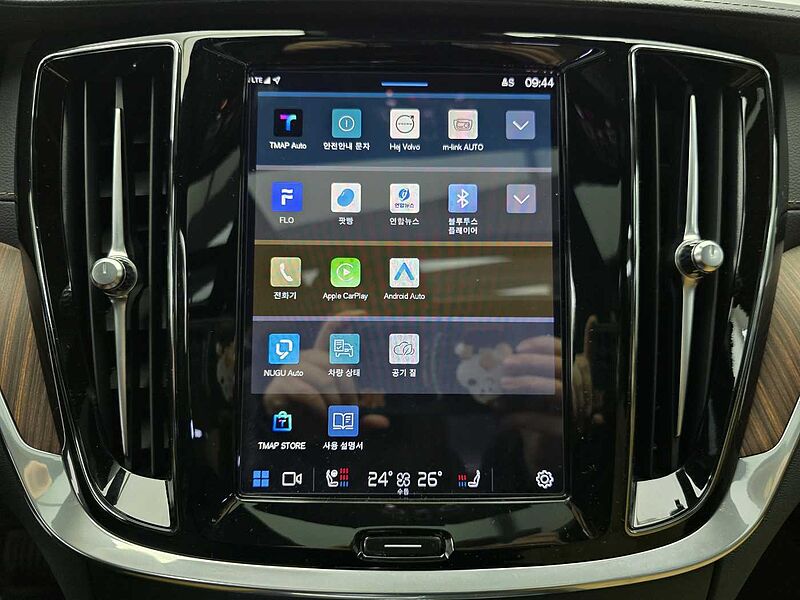 Volvo  Ultimate, B5 mild hybrid, 가솔린, Bright