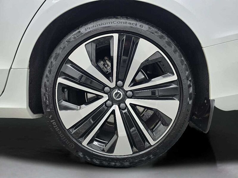 Volvo  Ultimate, B5 mild hybrid, 가솔린, Bright