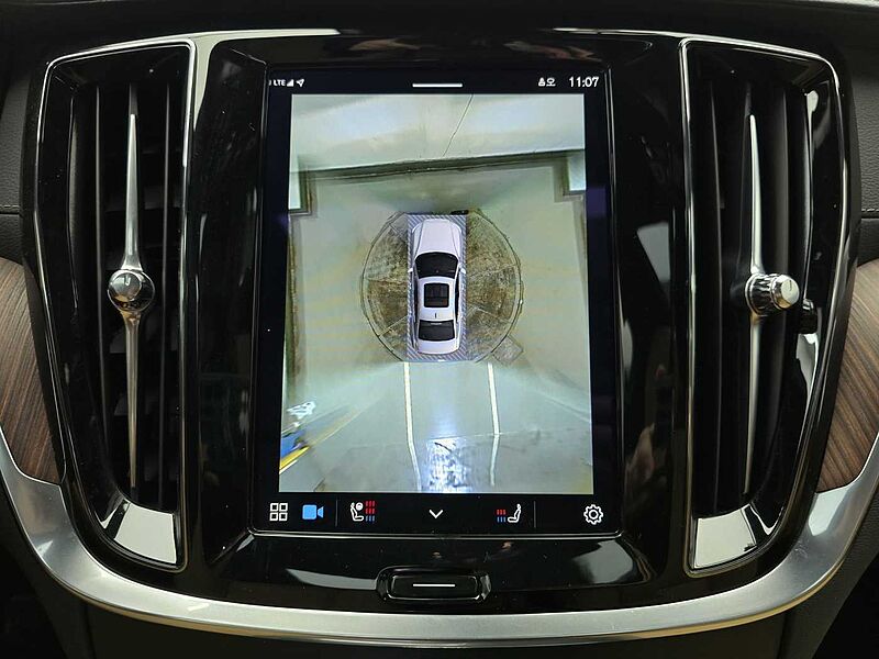 Volvo  B5 Ultimate Bright