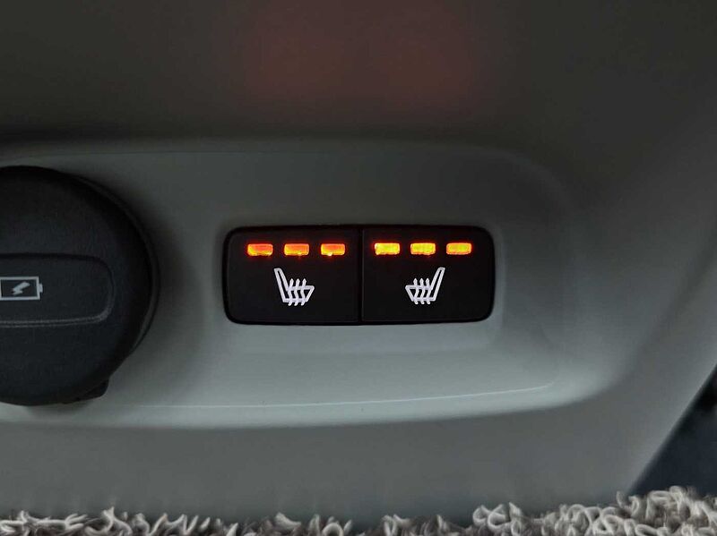 Volvo Ultimate, B4 AWD mild hybrid, 가솔린, Bright