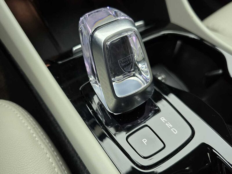 Volvo Ultimate, B4 AWD mild hybrid, 가솔린, Bright