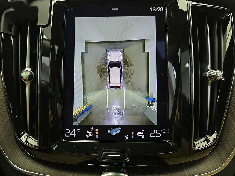 Volvo  B5 AWD Inscription