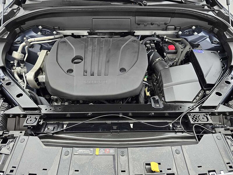 Volvo  B5 AWD Inscription