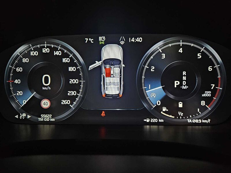 Volvo  B5 AWD Inscription