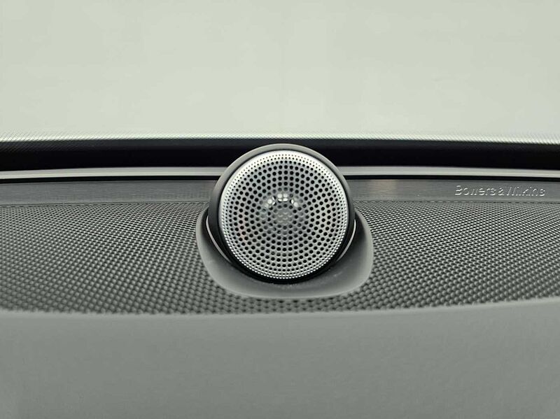 Volvo  T8 AWD Recharge Ultimate bright