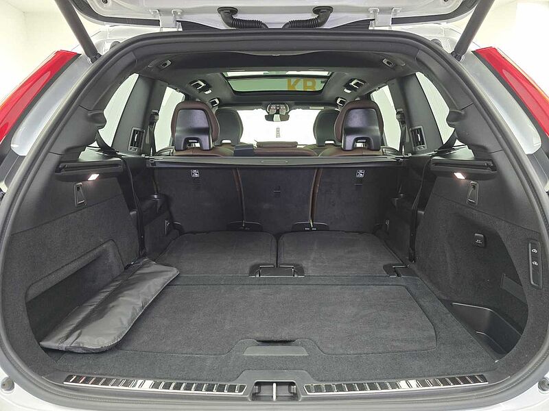 Volvo  T8 AWD Recharge Ultimate bright