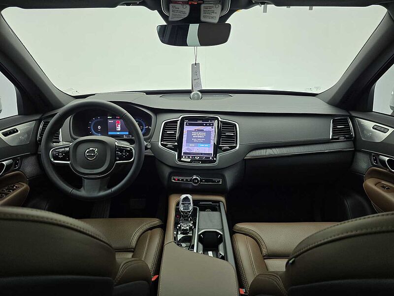Volvo  T8 AWD Recharge Ultimate bright