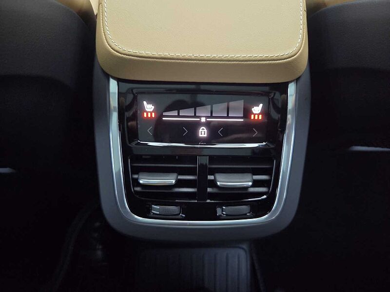 Volvo  Recharge Ultimate, T8 AWD 플러그-인 하이브리드, 전기/가솔린, 브라이트, 7 좌석