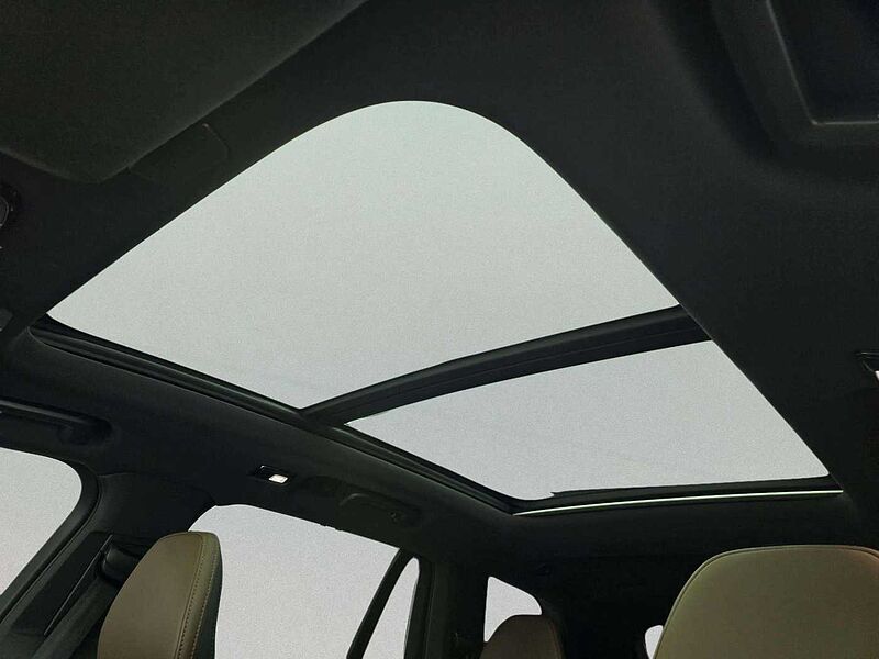 Volvo  Recharge Ultimate, T8 AWD 플러그-인 하이브리드, 전기/가솔린, 브라이트, 7 좌석