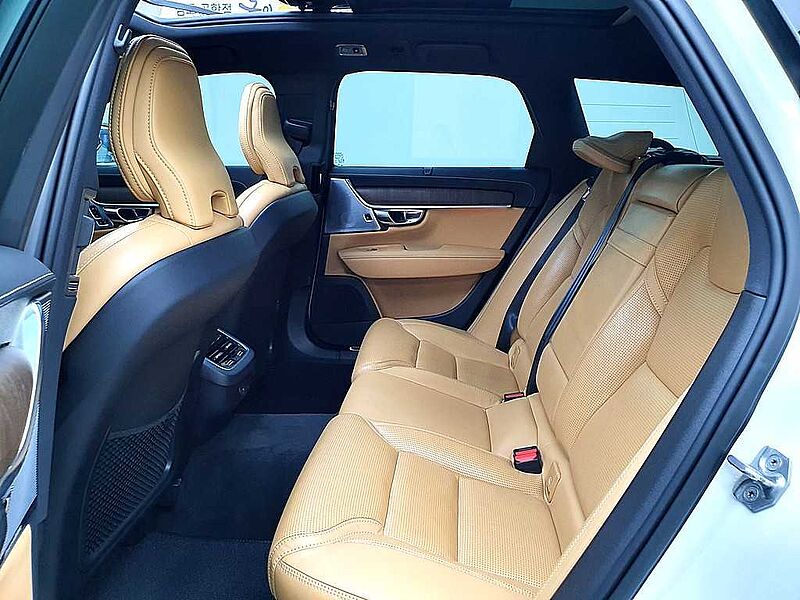 Volvo Cross Country Pro, B5 AWD (250 hp) aut