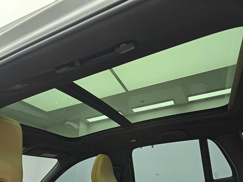 Volvo  B5 AWD Ultimate bright