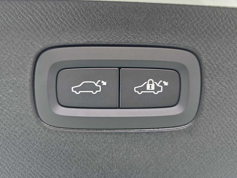 Volvo Recharge Ultimate, T8 AWD 플러그-인 하이브리드, 전기/가솔린, 브라이트, 7 좌석