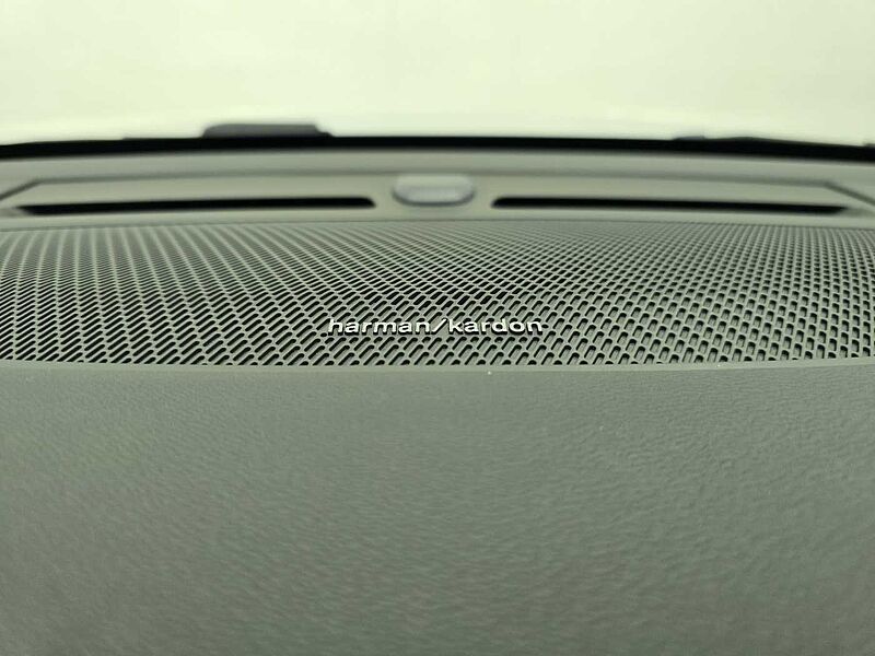 Volvo  Recharge Recharge Pro, Twin motor