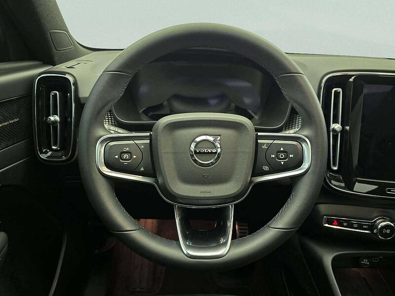 Volvo  Recharge Recharge Pro, Twin motor