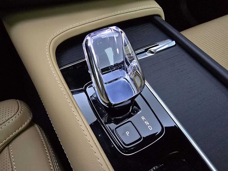 Volvo  Recharge Ultimate, T8 AWD 플러그-인 하이브리드, 전기/가솔린, 브라이트, 7 좌석