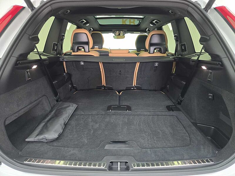 Volvo  T8 AWD Ultimate Bright