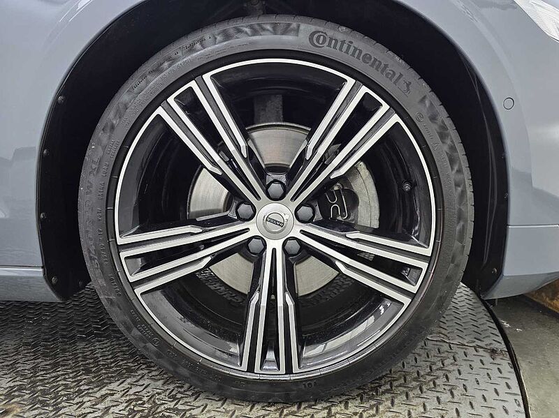 Volvo  Inscription, B5 mild hybrid