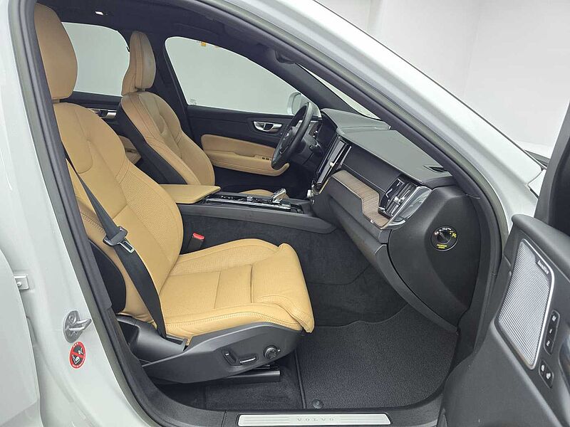 Volvo  Inscription, B5 AWD mild hybrid