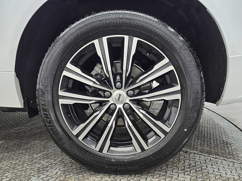 Volvo  Inscription, B5 AWD mild hybrid