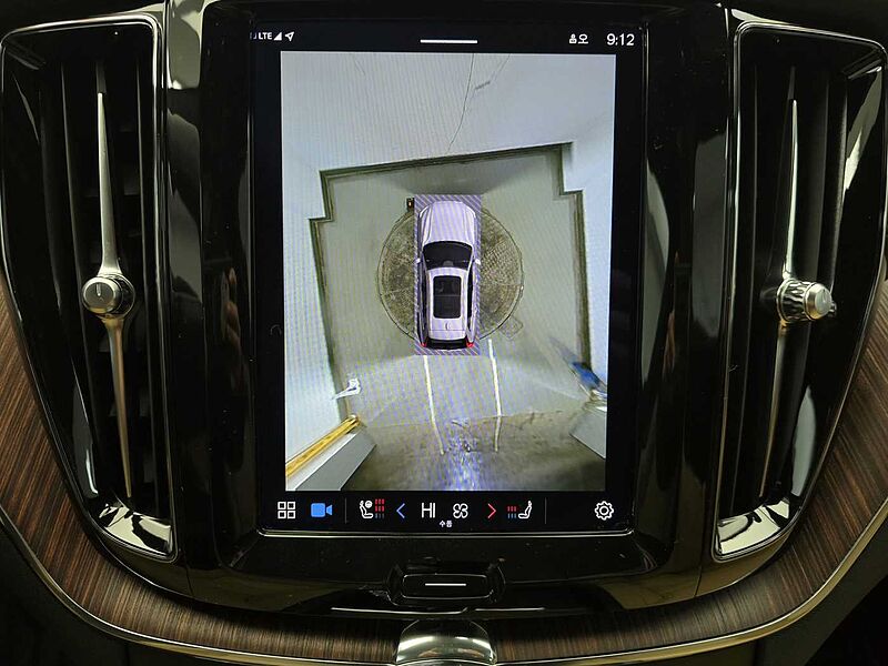 Volvo  Recharge Ultimate, T8 AWD plug-in hybrid, 전기/가솔린, Bright