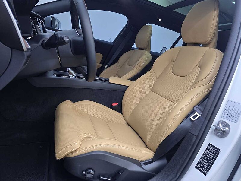 Volvo Ultra, B5 AWD 마일드 하이브리드, 가솔린, 브라이트