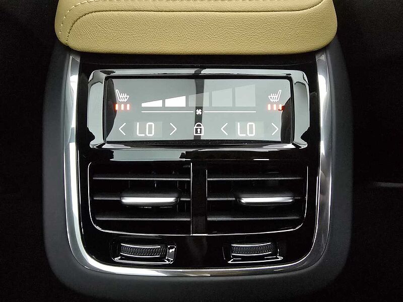 Volvo Ultra, B5 AWD 마일드 하이브리드, 가솔린, 브라이트