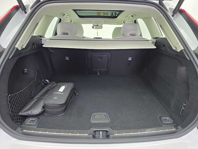 Volvo Ultra, B5 AWD 마일드 하이브리드, 가솔린, 브라이트