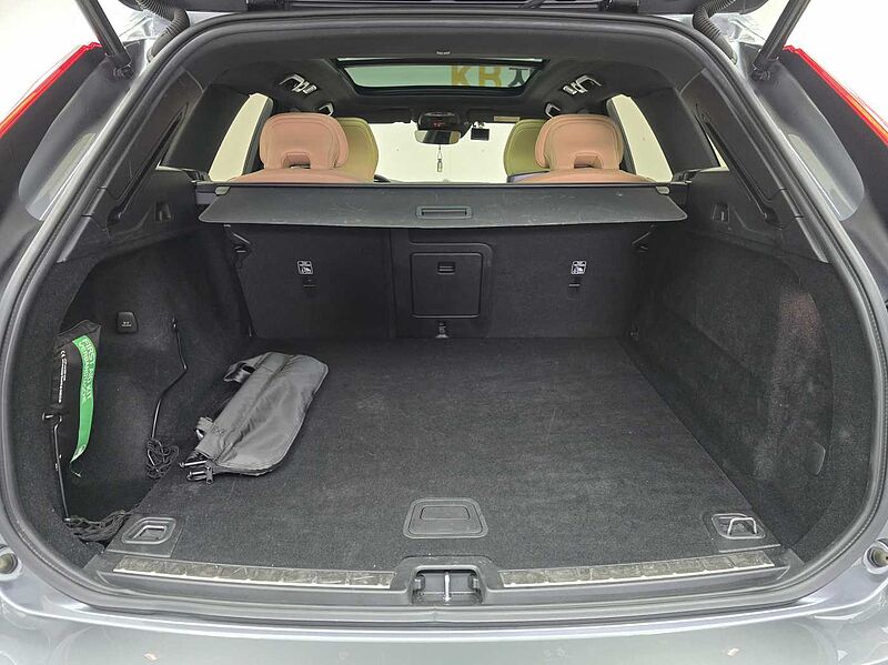 Volvo Inscription, B5 AWD (250 hp) aut