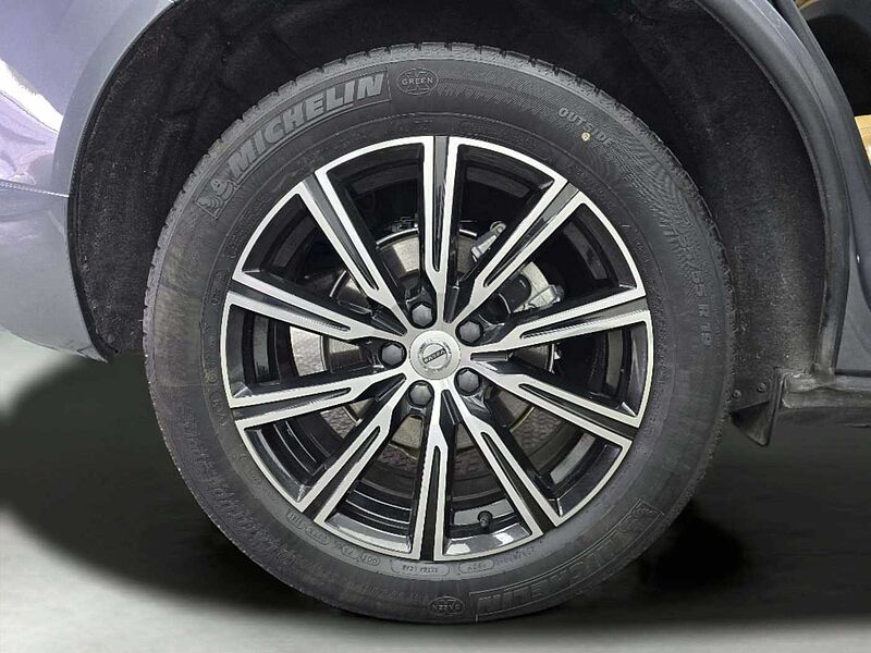 Volvo Inscription, B5 AWD (250 hp) aut