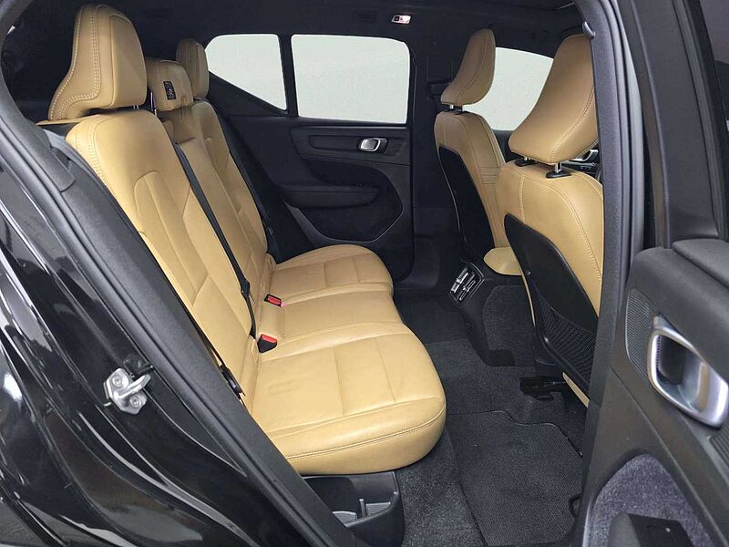 Volvo  Inscription, B4 AWD Momentum