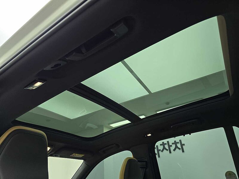 Volvo B6 AWD Ultra Bright