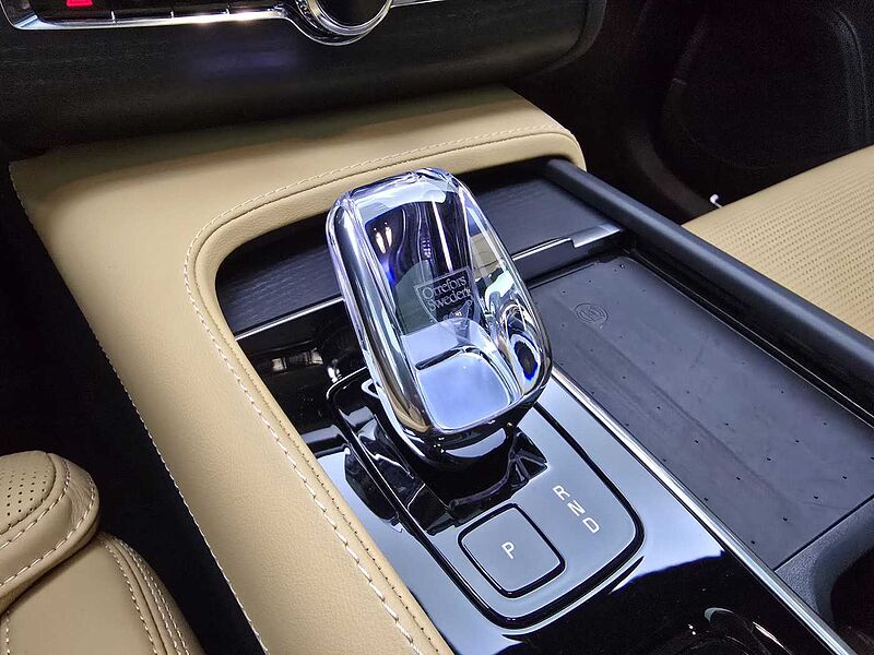 Volvo B6 AWD Ultra Bright