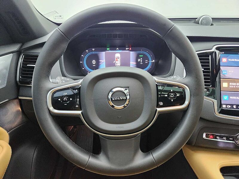 Volvo  Recharge Ultimate, T8 AWD 플러그-인 하이브리드, 전기/가솔린, 브라이트, 7 좌석