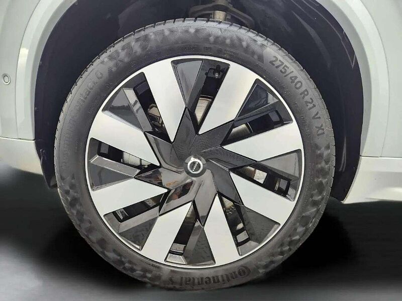 Volvo  Recharge Ultimate, T8 AWD 플러그-인 하이브리드, 전기/가솔린, 브라이트, 7 좌석