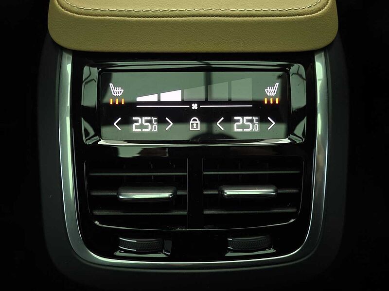 Volvo Ultra, B6 AWD 마일드 하이브리드, 가솔린, 브라이트, 7 좌석