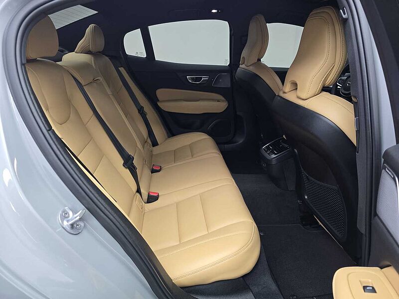 Volvo Ultimate, B5 마일드 하이브리드, 가솔린, 브라이트